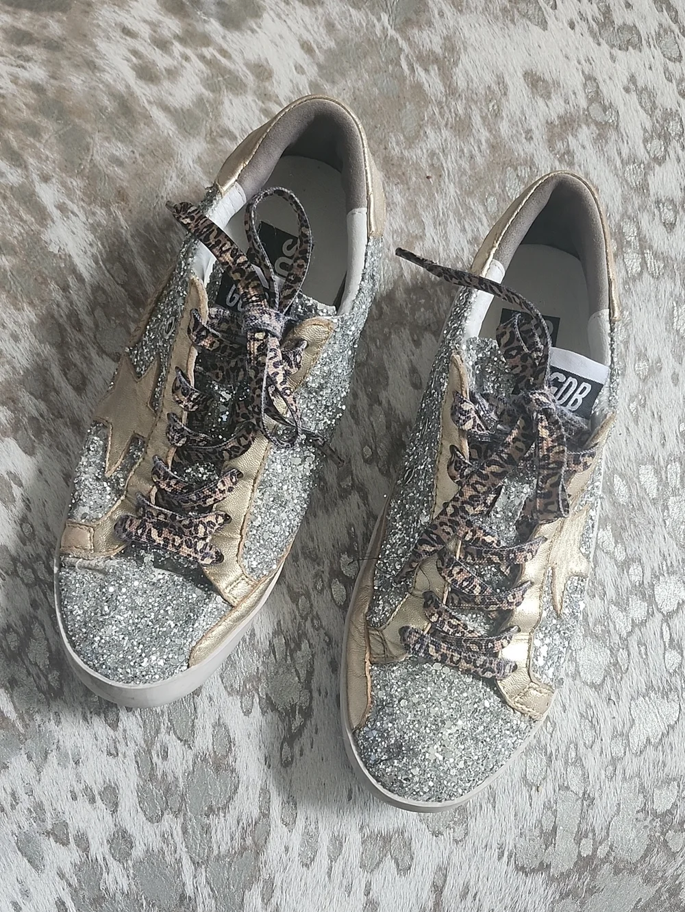 Golden Goose Super-Star Low Top Sneakers in Silver Glitter Sz41